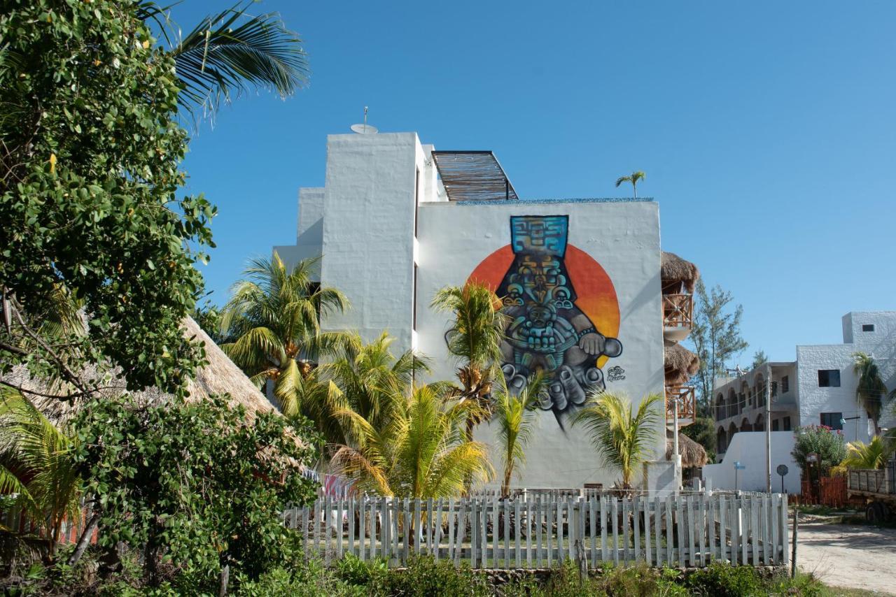 Hotel Mayari Holbox Kültér fotó Mural in Tulum