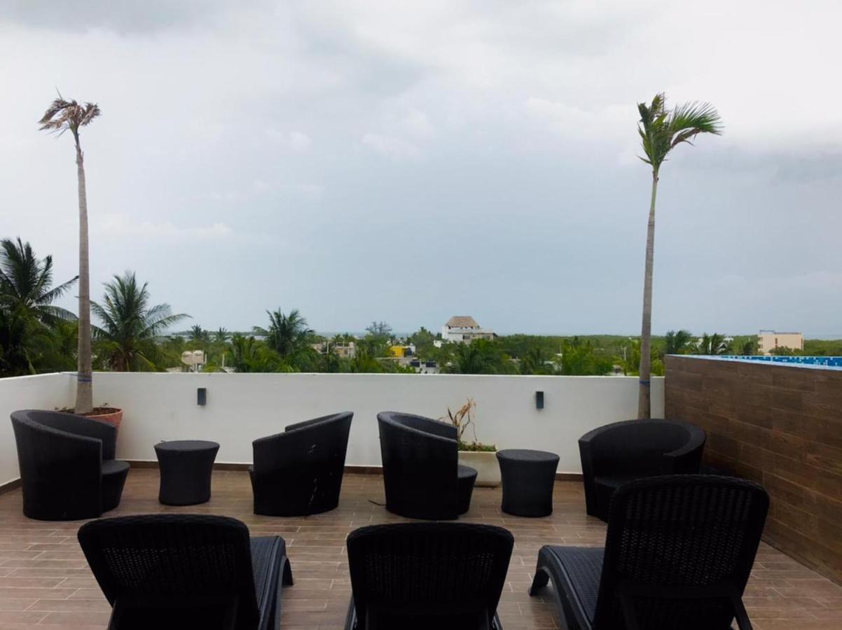 Hotel Mayari Holbox Kültér fotó Rooftop view of the hotel