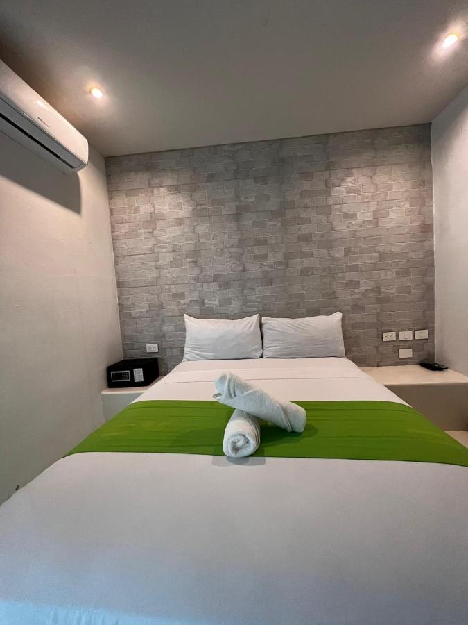 Hotel Mayari Holbox Kültér fotó A room at the hotel